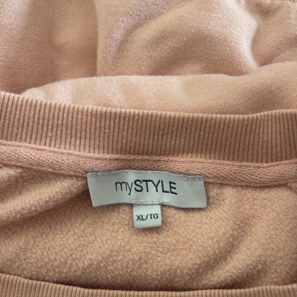 Soft Pink Casual Sweatshirt - Picture 4 of 4
